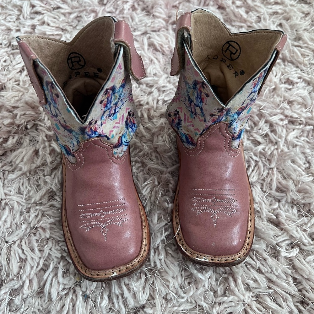 Baby girl boots